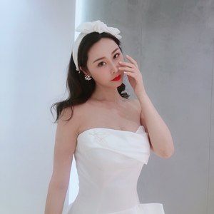 金瞳瞳资料,金瞳瞳最新歌曲,金瞳瞳MV视频,金瞳瞳音乐专辑,金瞳瞳好听的歌