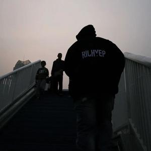 FEITHREE资料,FEITHREE最新歌曲,FEITHREEMV视频,FEITHREE音乐专辑,FEITHREE好听的歌