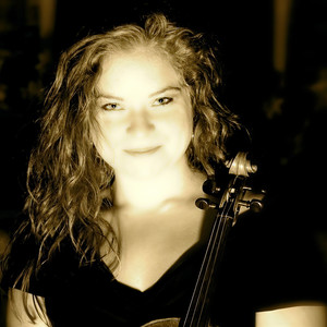 Nora Romanoff-Schwarzberg资料,Nora Romanoff-Schwarzberg最新歌曲,Nora Romanoff-SchwarzbergMV视频,Nora Romanoff-Schwarzberg音乐专辑,Nora Romanoff-Schwarzberg好听的歌