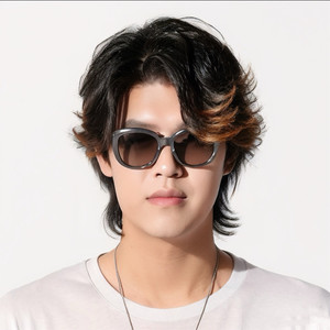 施泽立业Richshi资料,施泽立业Richshi最新歌曲,施泽立业RichshiMV视频,施泽立业Richshi音乐专辑,施泽立业Richshi好听的歌