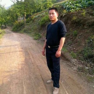 转折点—龙世聪资料,转折点—龙世聪最新歌曲,转折点—龙世聪MV视频,转折点—龙世聪音乐专辑,转折点—龙世聪好听的歌