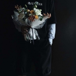 初见终念资料,初见终念最新歌曲,初见终念MV视频,初见终念音乐专辑,初见终念好听的歌