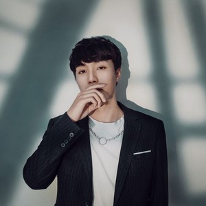 布凡资料,布凡最新歌曲,布凡MV视频,布凡音乐专辑,布凡好听的歌