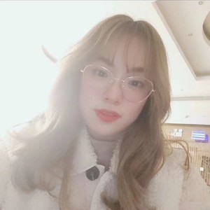 刘蒙蒙资料,刘蒙蒙最新歌曲,刘蒙蒙MV视频,刘蒙蒙音乐专辑,刘蒙蒙好听的歌