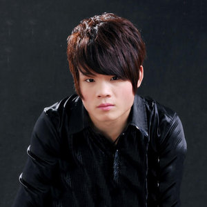凌小天资料,凌小天最新歌曲,凌小天MV视频,凌小天音乐专辑,凌小天好听的歌