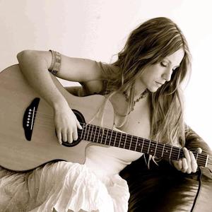 Caroline Harrison资料,Caroline Harrison最新歌曲,Caroline HarrisonMV视频,Caroline Harrison音乐专辑,Caroline Harrison好听的歌