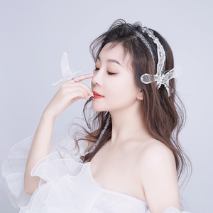 小兔资料,小兔最新歌曲,小兔MV视频,小兔音乐专辑,小兔好听的歌
