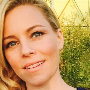 Elizabeth Banks资料,Elizabeth Banks最新歌曲,Elizabeth BanksMV视频,Elizabeth Banks音乐专辑,Elizabeth Banks好听的歌