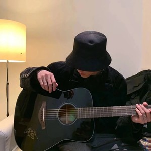 上卿资料,上卿最新歌曲,上卿MV视频,上卿音乐专辑,上卿好听的歌