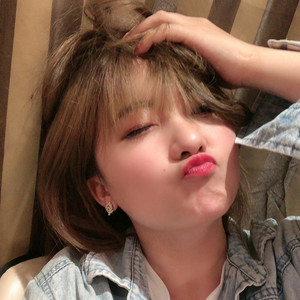 小娅资料,小娅最新歌曲,小娅MV视频,小娅音乐专辑,小娅好听的歌