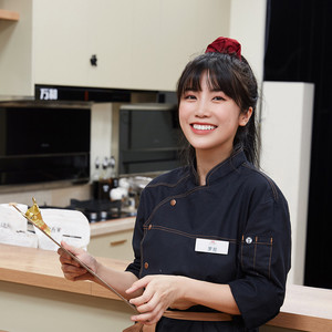 罗拉资料,罗拉最新歌曲,罗拉MV视频,罗拉音乐专辑,罗拉好听的歌