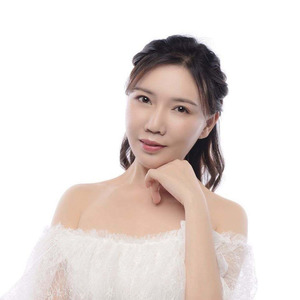 简介:中文名:耿微 国籍:中国 出生地:吉林 职业:歌手 代表作品
