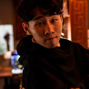 冯一一资料,冯一一最新歌曲,冯一一MV视频,冯一一音乐专辑,冯一一好听的歌