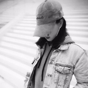 林冠彤资料,林冠彤最新歌曲,林冠彤MV视频,林冠彤音乐专辑,林冠彤好听的歌