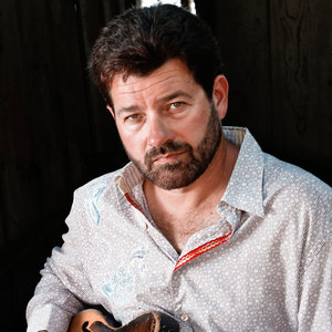 Tab Benoit