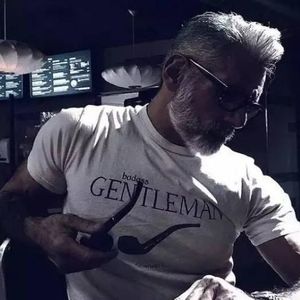 刘大本事资料,刘大本事最新歌曲,刘大本事MV视频,刘大本事音乐专辑,刘大本事好听的歌