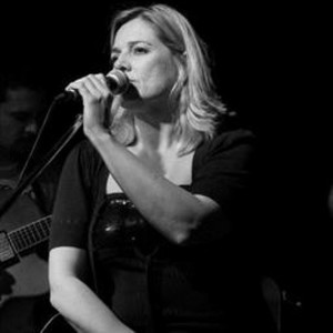 Birsen Tezer资料,Birsen Tezer最新歌曲,Birsen TezerMV视频,Birsen Tezer音乐专辑,Birsen Tezer好听的歌