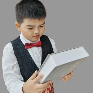 梁育玮资料,梁育玮最新歌曲,梁育玮MV视频,梁育玮音乐专辑,梁育玮好听的歌