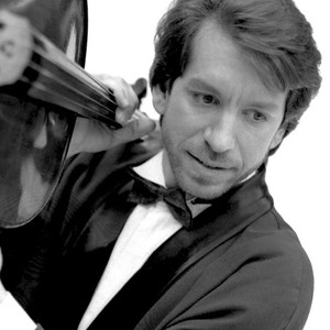 Robert Cohen资料,Robert Cohen最新歌曲,Robert CohenMV视频,Robert Cohen音乐专辑,Robert Cohen好听的歌