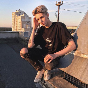 辰音资料,辰音最新歌曲,辰音MV视频,辰音音乐专辑,辰音好听的歌