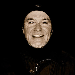 Howard Crook资料,Howard Crook最新歌曲,Howard CrookMV视频,Howard Crook音乐专辑,Howard Crook好听的歌
