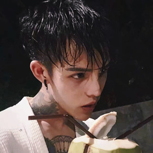 殷世航资料,殷世航最新歌曲,殷世航MV视频,殷世航音乐专辑,殷世航好听的歌