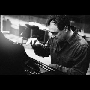 Víctor Reyes资料,Víctor Reyes最新歌曲,Víctor ReyesMV视频,Víctor Reyes音乐专辑,Víctor Reyes好听的歌