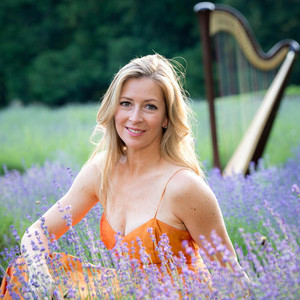 Elizabeth Hainen资料,Elizabeth Hainen最新歌曲,Elizabeth HainenMV视频,Elizabeth Hainen音乐专辑,Elizabeth Hainen好听的歌