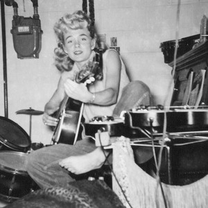 Sparkle Moore资料,Sparkle Moore最新歌曲,Sparkle MooreMV视频,Sparkle Moore音乐专辑,Sparkle Moore好听的歌