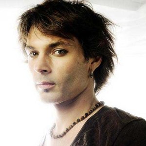 Kick Bong资料,Kick Bong最新歌曲,Kick BongMV视频,Kick Bong音乐专辑,Kick Bong好听的歌