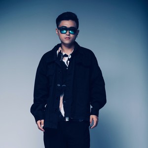 谢麒龙资料,谢麒龙最新歌曲,谢麒龙MV视频,谢麒龙音乐专辑,谢麒龙好听的歌