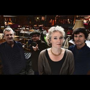 Julia Hülsmann Quartet资料,Julia Hülsmann Quartet最新歌曲,Julia Hülsmann QuartetMV视频,Julia Hülsmann Quartet音乐专辑,Julia Hülsmann Quartet好听的歌