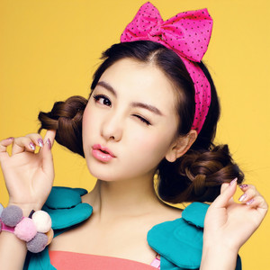 彩虹姐姐资料,彩虹姐姐最新歌曲,彩虹姐姐MV视频,彩虹姐姐音乐专辑,彩虹姐姐好听的歌