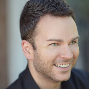 Joshua Hopkins资料,Joshua Hopkins最新歌曲,Joshua HopkinsMV视频,Joshua Hopkins音乐专辑,Joshua Hopkins好听的歌