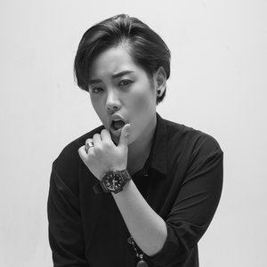 胡牛逼资料,胡牛逼最新歌曲,胡牛逼MV视频,胡牛逼音乐专辑,胡牛逼好听的歌