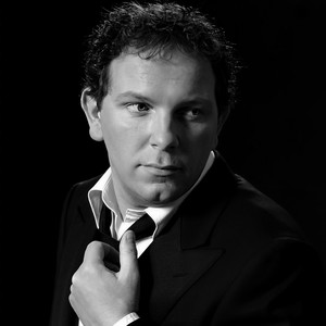 Robert Leroy资料,Robert Leroy最新歌曲,Robert LeroyMV视频,Robert Leroy音乐专辑,Robert Leroy好听的歌