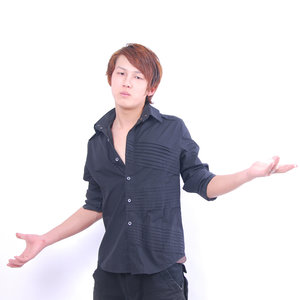 崔亮资料,崔亮最新歌曲,崔亮MV视频,崔亮音乐专辑,崔亮好听的歌