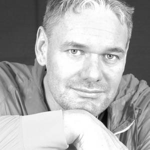 Hanspeter Kruesi资料,Hanspeter Kruesi最新歌曲,Hanspeter KruesiMV视频,Hanspeter Kruesi音乐专辑,Hanspeter Kruesi好听的歌