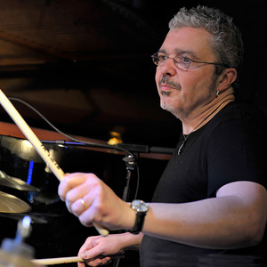 Stephane Huchard资料,Stephane Huchard最新歌曲,Stephane HuchardMV视频,Stephane Huchard音乐专辑,Stephane Huchard好听的歌
