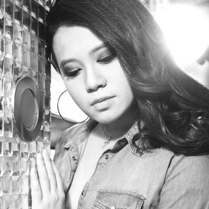 何言昔资料,何言昔最新歌曲,何言昔MV视频,何言昔音乐专辑,何言昔好听的歌