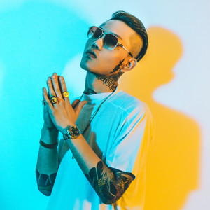 雕柏资料,雕柏最新歌曲,雕柏MV视频,雕柏音乐专辑,雕柏好听的歌