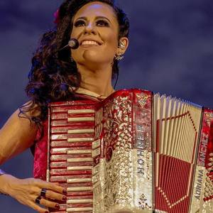 Adriana Sanchez资料,Adriana Sanchez最新歌曲,Adriana SanchezMV视频,Adriana Sanchez音乐专辑,Adriana Sanchez好听的歌