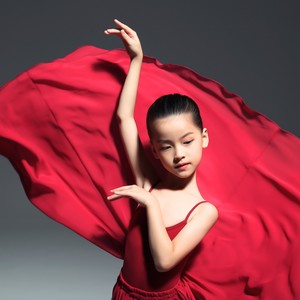 康馨予资料,康馨予最新歌曲,康馨予MV视频,康馨予音乐专辑,康馨予好听的歌