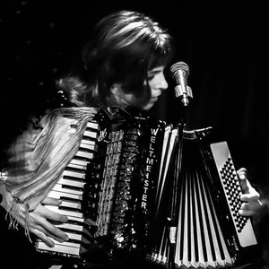 Rachelle Garniez资料,Rachelle Garniez最新歌曲,Rachelle GarniezMV视频,Rachelle Garniez音乐专辑,Rachelle Garniez好听的歌