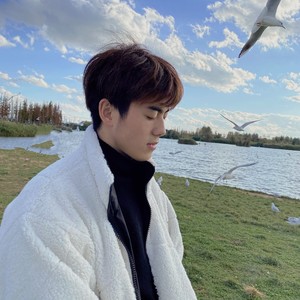 李林资料,李林最新歌曲,李林MV视频,李林音乐专辑,李林好听的歌