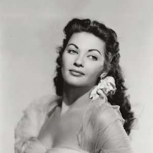 Yvonne De Carlo