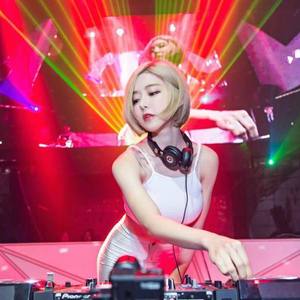 Viktor资料,Viktor最新歌曲,ViktorMV视频,Viktor音乐专辑,Viktor好听的歌