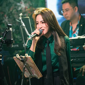 小阿冰资料,小阿冰最新歌曲,小阿冰MV视频,小阿冰音乐专辑,小阿冰好听的歌