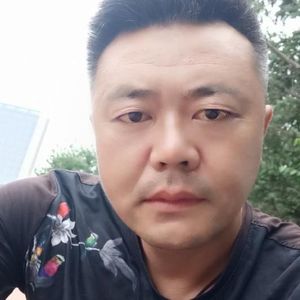 张凡荣资料,张凡荣最新歌曲,张凡荣MV视频,张凡荣音乐专辑,张凡荣好听的歌