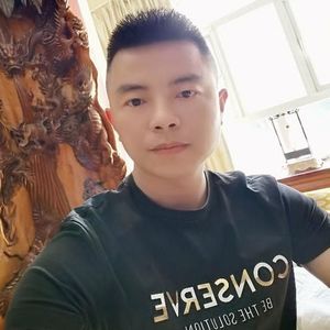 阿杨资料,阿杨最新歌曲,阿杨MV视频,阿杨音乐专辑,阿杨好听的歌